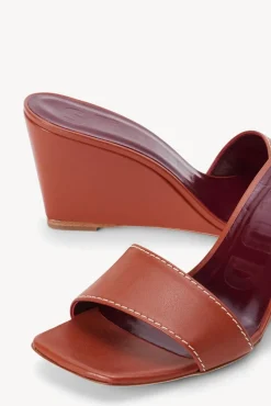 STAUD - BILLIE WEDGE TAN