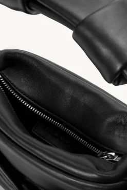 STAUD - KISS BAG BLACK